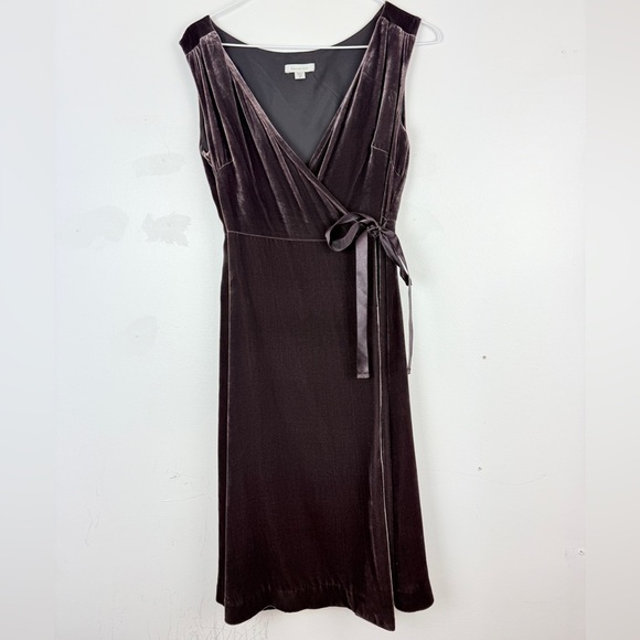 holiday dress patterns Zapakasa Women Olive Velvet Long Holiday Party Dress with Sleeves A Line  V-Neck Evening Dress main image 0